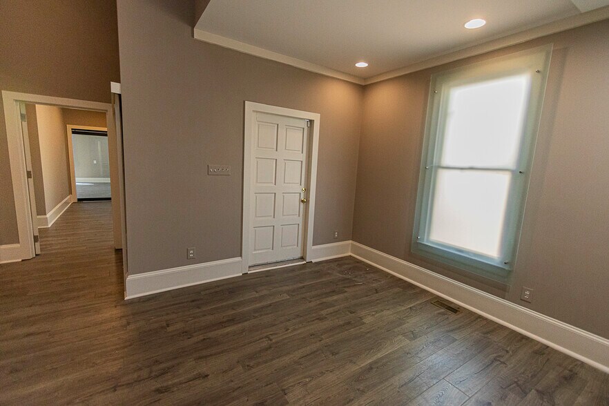 More Photos Of 5501 McNeely Dr, Raleigh Medical For Sale