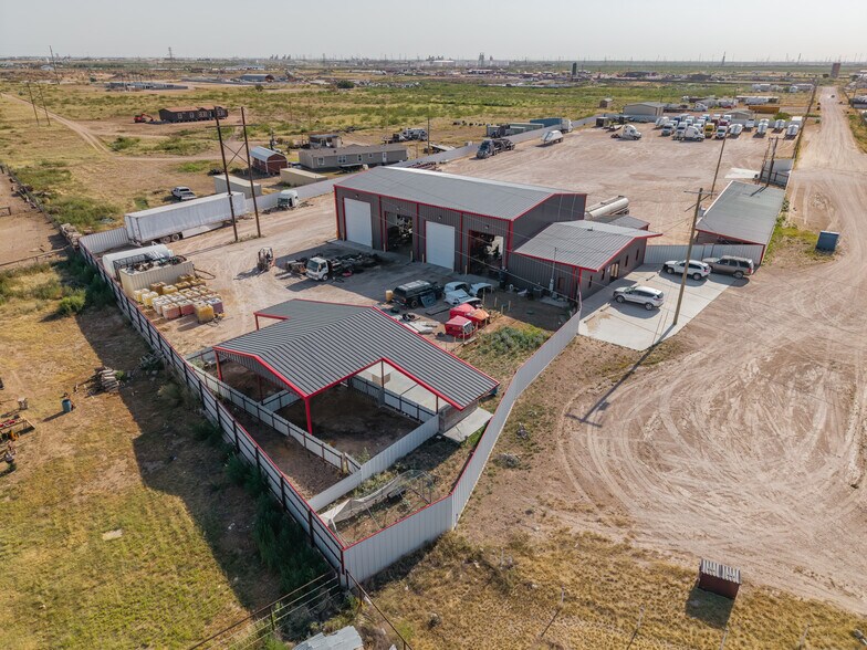 More Photos Of 411 Wein, Odessa Industrial For Sale