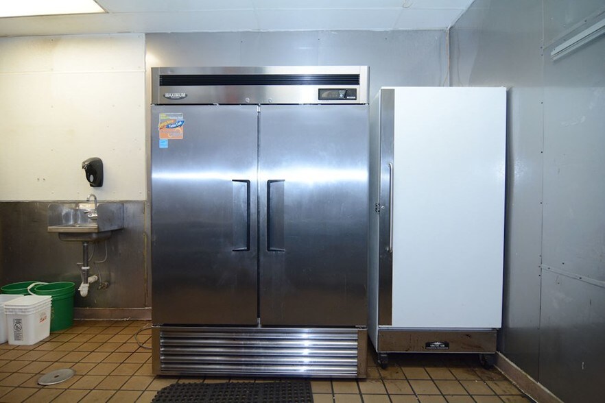 More Photos Of 1111 Dawson Rd, Albany Restaurant For Sale