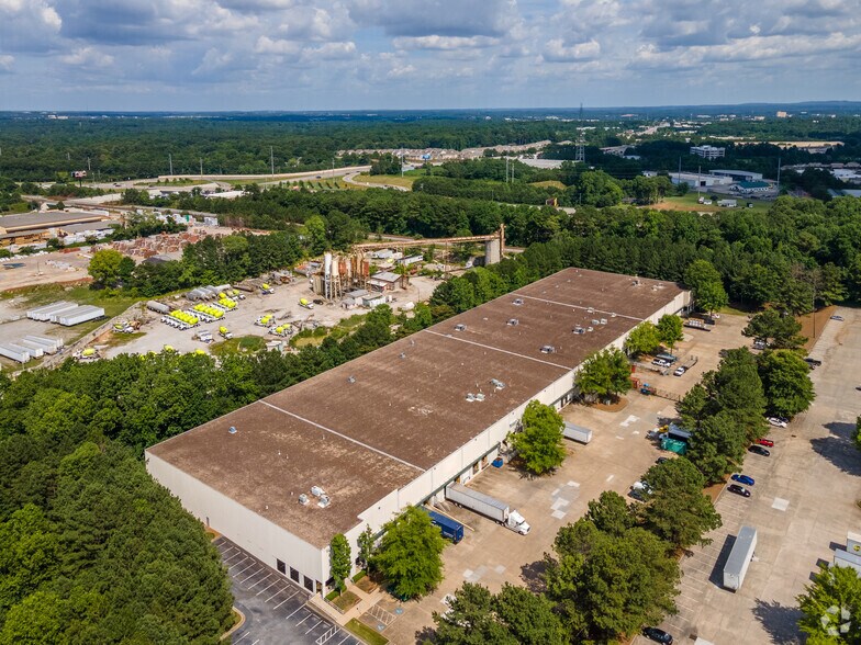 More Photos Of 3270 Summit Ridge Pky, Duluth Warehouse For Lease