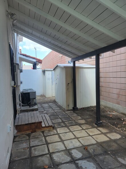 More Photos Of 801 E Florida Ave, Hemet Office For Lease