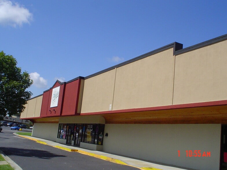 More Photos Of 975 Bacons Bridge Rd, Summerville Freestanding For Lease