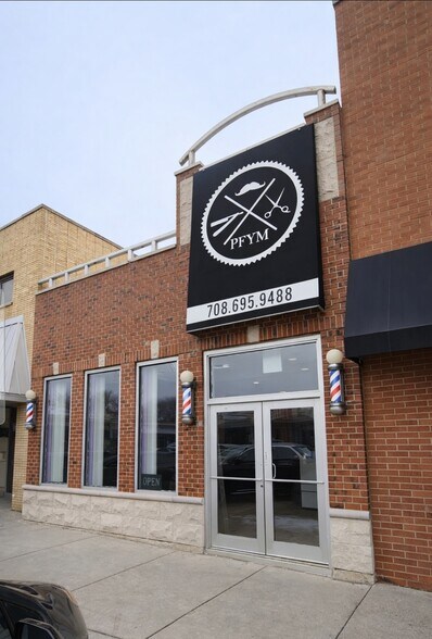 More Photos Of 7318 W Irving Park Rd, Norridge Storefront For Lease