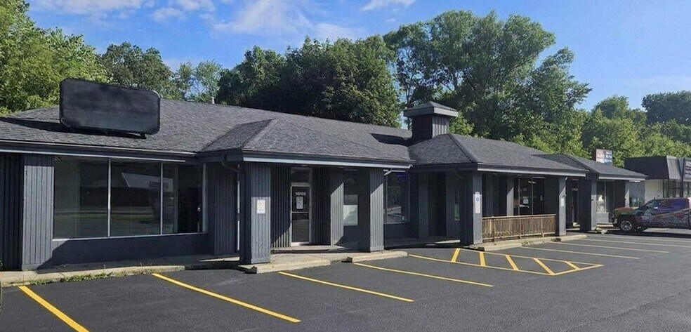 Primary Photo Of 3933 Plainfield Ave NE, Grand Rapids Freestanding For Lease