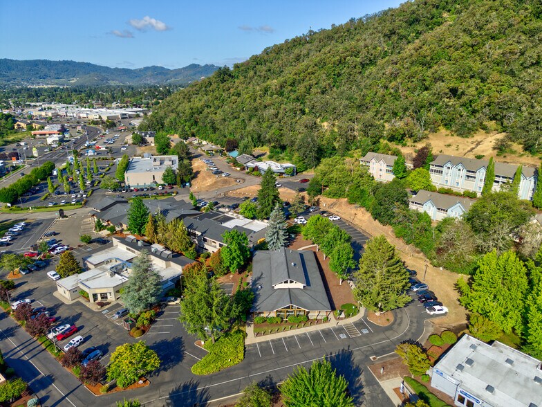 More Photos Of 277 Medical Loop, Roseburg Medical For Lease