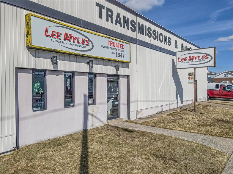 More Photos Of 2115 Union Blvd, Allentown Auto Repair For Sale
