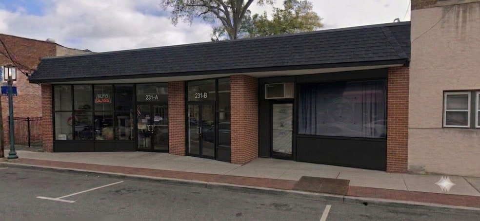 Primary Photo Of 236-238 Stuyvesant Ave, Lyndhurst Storefront Retail Residential For Lease