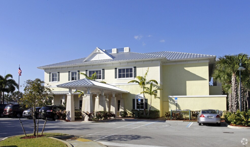 More Photos Of 2420 N Federal Hwy, Boca Raton Bank For Lease