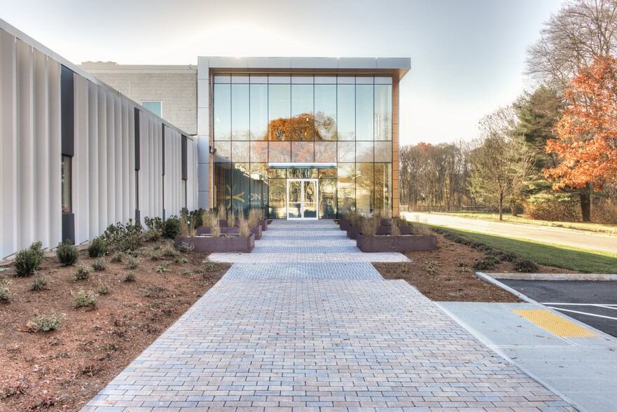Primary Photo Of 1 Patriots Park, Bedford Research And Development For Lease