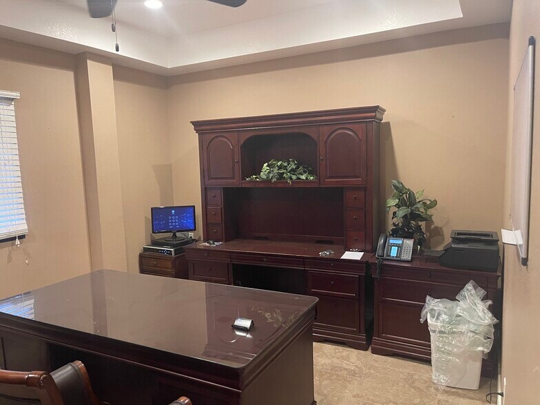 More Photos Of 14625 N Hollyhock Ave, Gardendale Warehouse For Sale