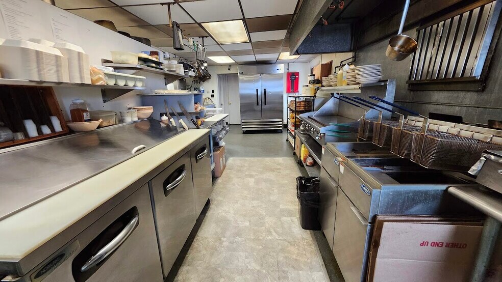 More Photos Of 87 Main St, Mars Hill General Retail For Sale