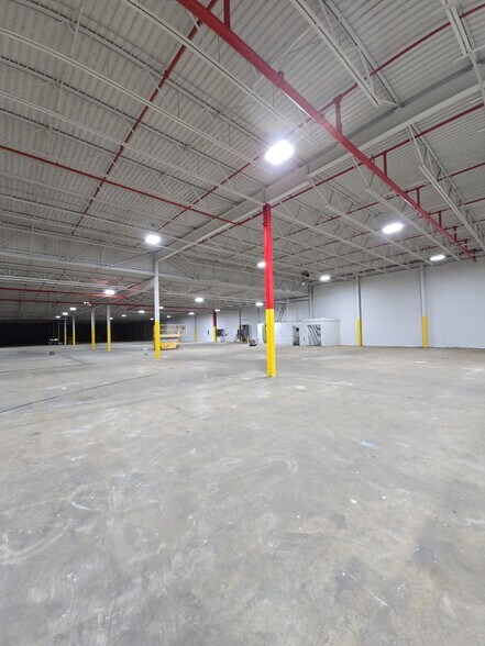 More Photos Of 660 Bessemer Super Hwy, Birmingham Warehouse For Sale