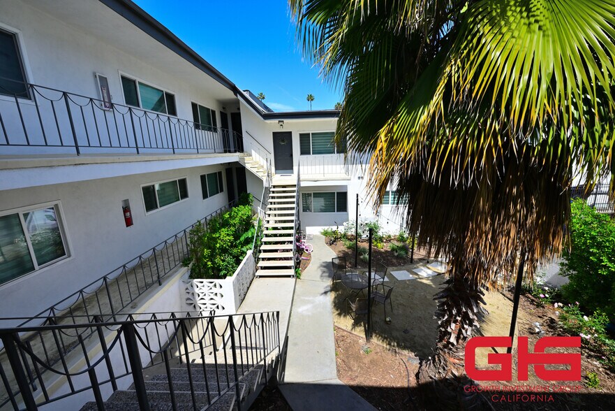 More Photos Of 1063 Justin Ave, Glendale Apartments For Sale