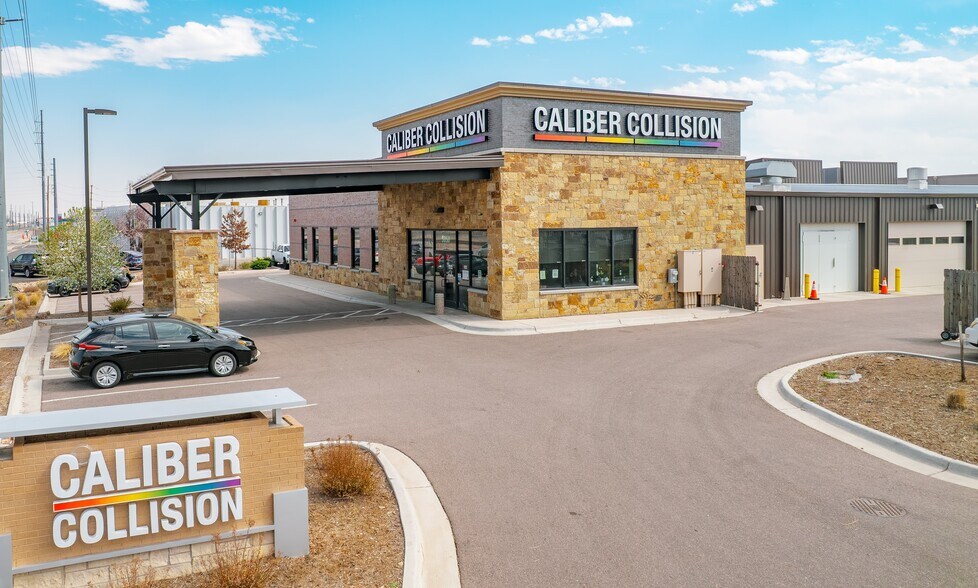 Primary Photo Of 5050 Smith Rd, Denver Flex For Sale