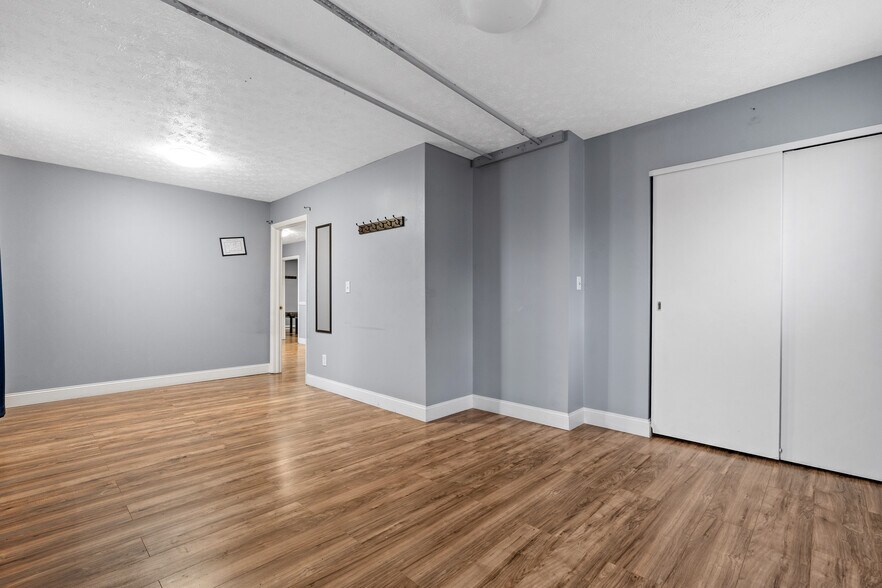 More Photos Of 2179 Miamisburg Centerville Rd, Dayton Office For Sale