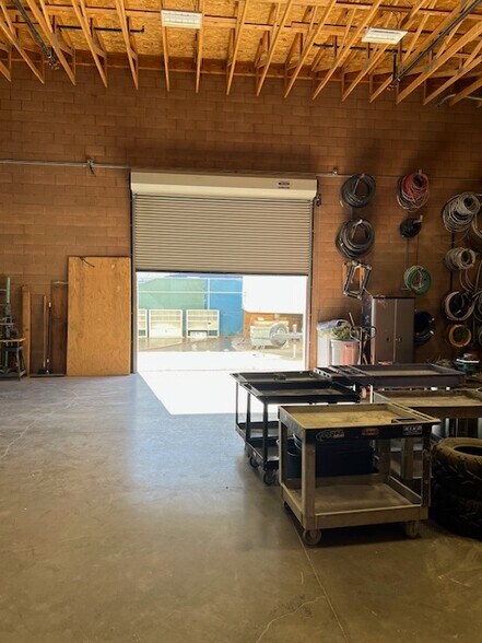 More Photos Of 3415 W Lake Mead Blvd, North Las Vegas Service For Sale