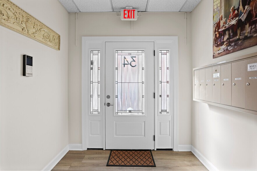 More Photos Of 34 W Franklin St, Hagerstown Apartments For Sale