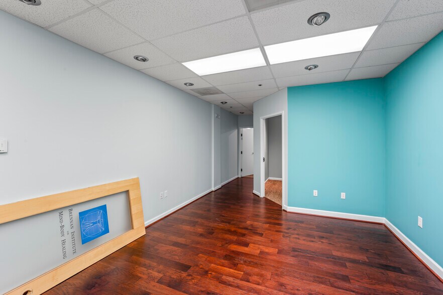 More Photos Of 1801 Robert Fulton Dr, Reston Medical For Sale