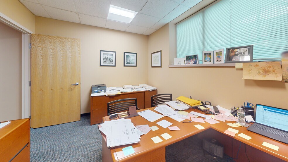 More Photos Of 1 Pillsbury St, Concord Office For Lease