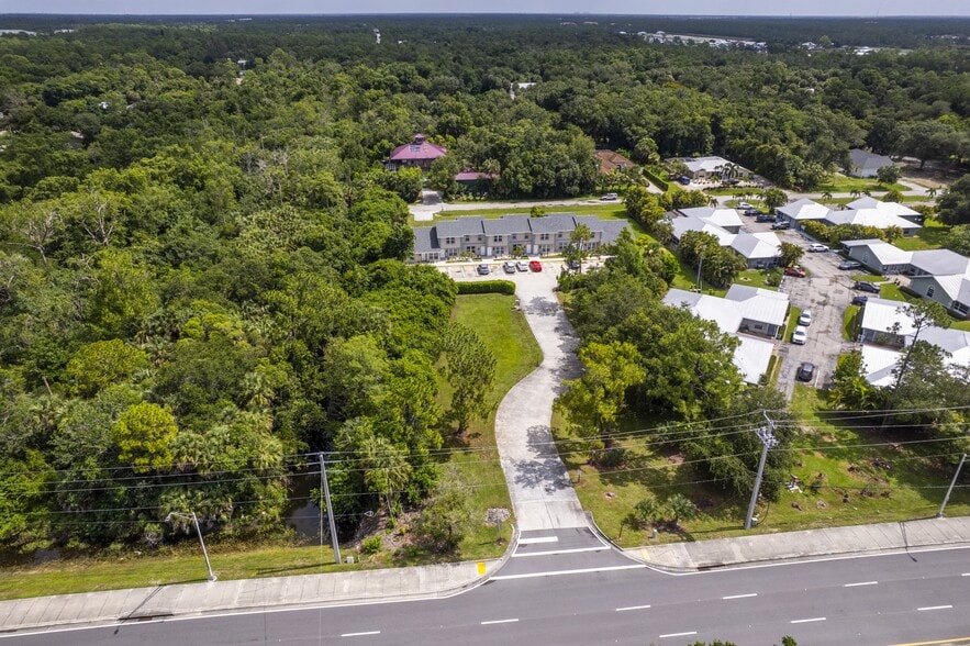 More Photos Of 6240 Rattlesnake Hammock Rd, Naples Apartments For Sale