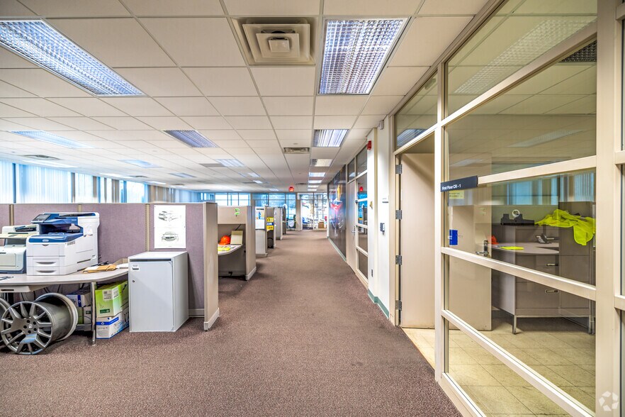 More Photos Of 108 Route 303, Tappan Distribution For Sale
