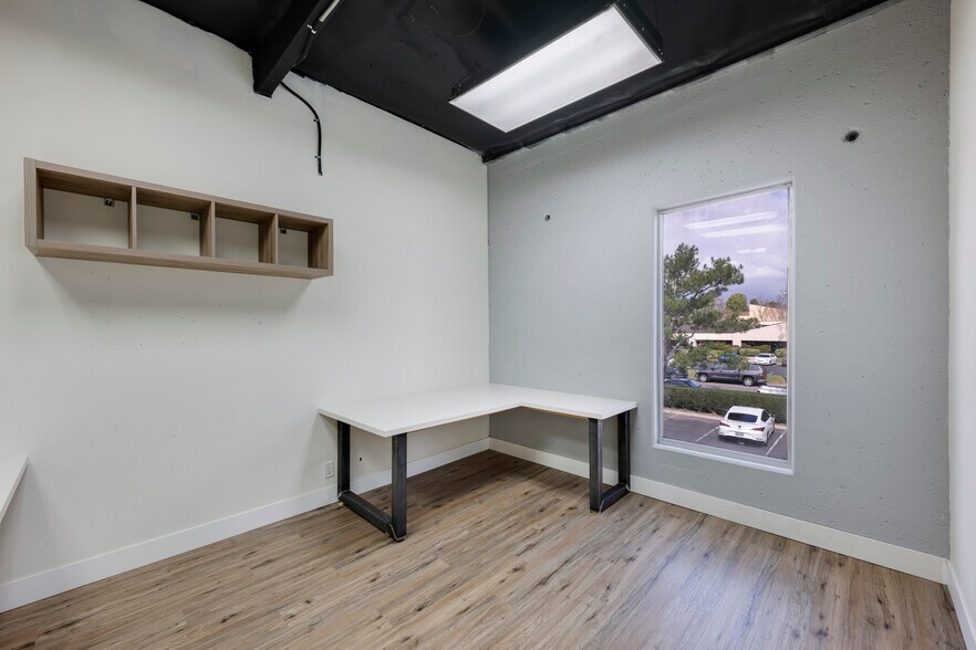 More Photos Of 1820 E Garry Ave, Santa Ana Office For Sale