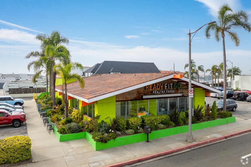 Primary Photo Of 1025 Pacific Coast Hwy, Hermosa Beach Restaurant For Lease