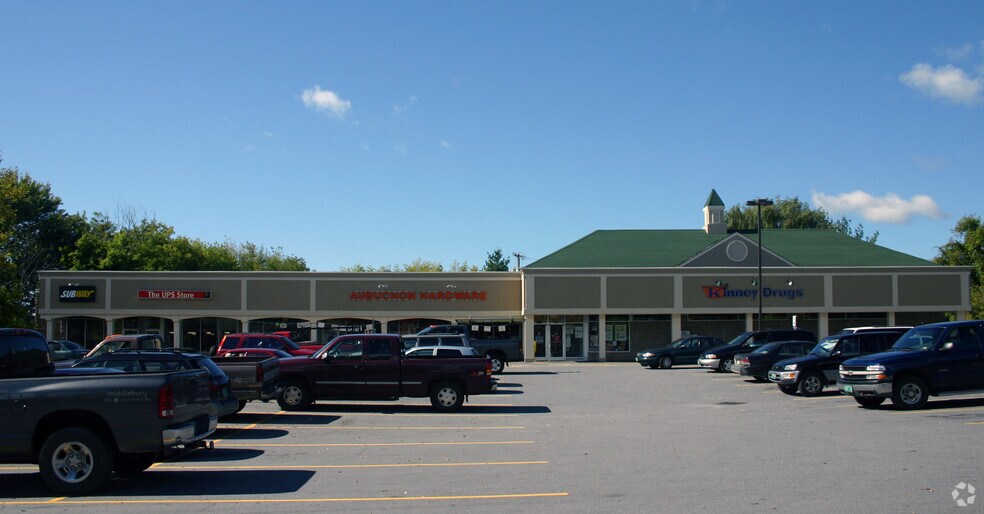 Primary Photo Of 58 Court St, Middlebury Unknown For Lease