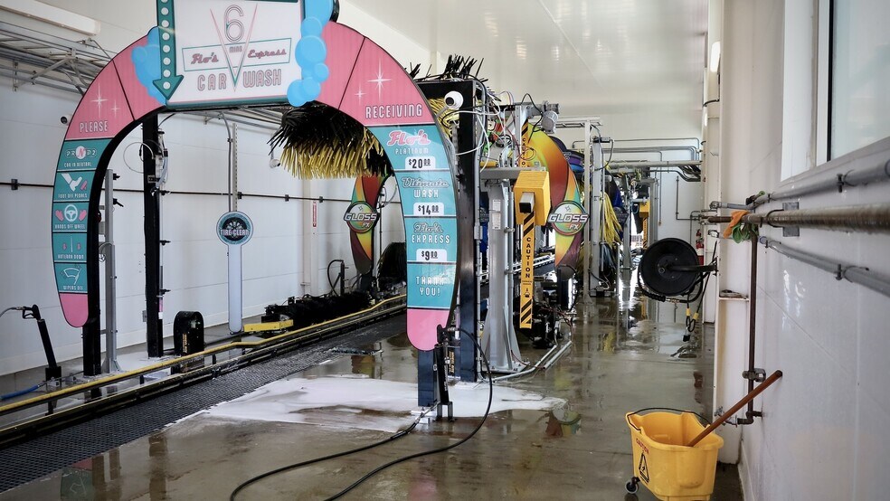 More Photos Of 4119 E Compton Blvd, Compton Carwash For Sale