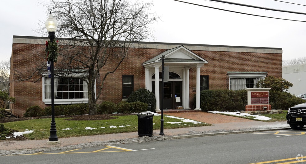 Primary Photo Of 205 Main St, Chatham Office For Lease