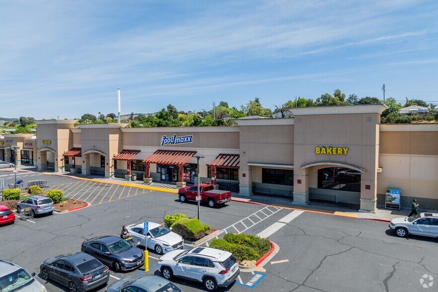 Primary Photo Of 1740-1760 Tuolumne St, Vallejo Supermarket For Lease