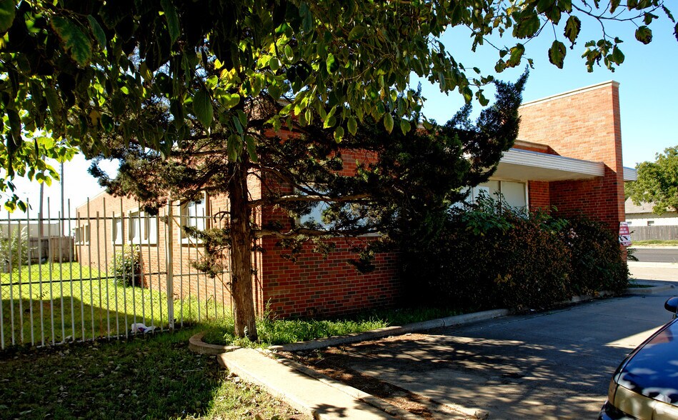 More Photos Of 2901 Avenue Q, Lubbock Office For Sale