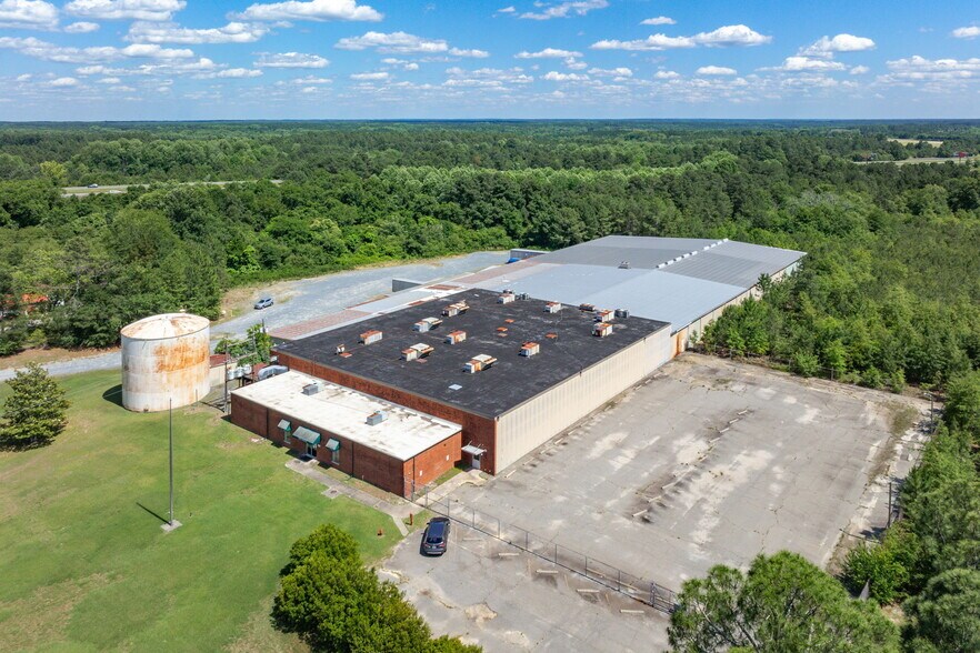 Primary Photo Of 520 E Main St, Candor Warehouse For Sale