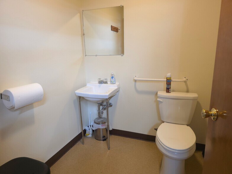 More Photos Of 2679 Industrial Park Rd, Mifflintown Storefront Retail Office For Sale