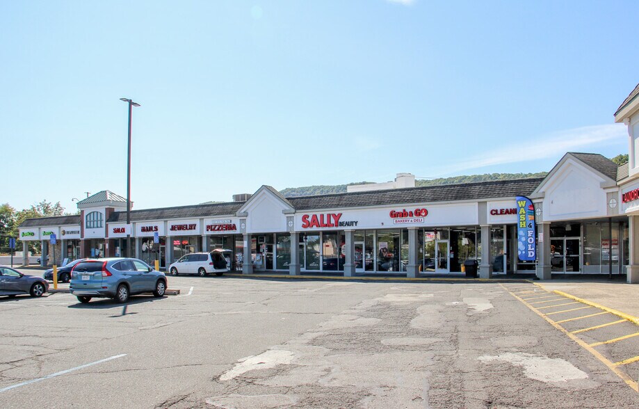 More Photos Of 45 S Route 9W, West Haverstraw Unknown For Lease