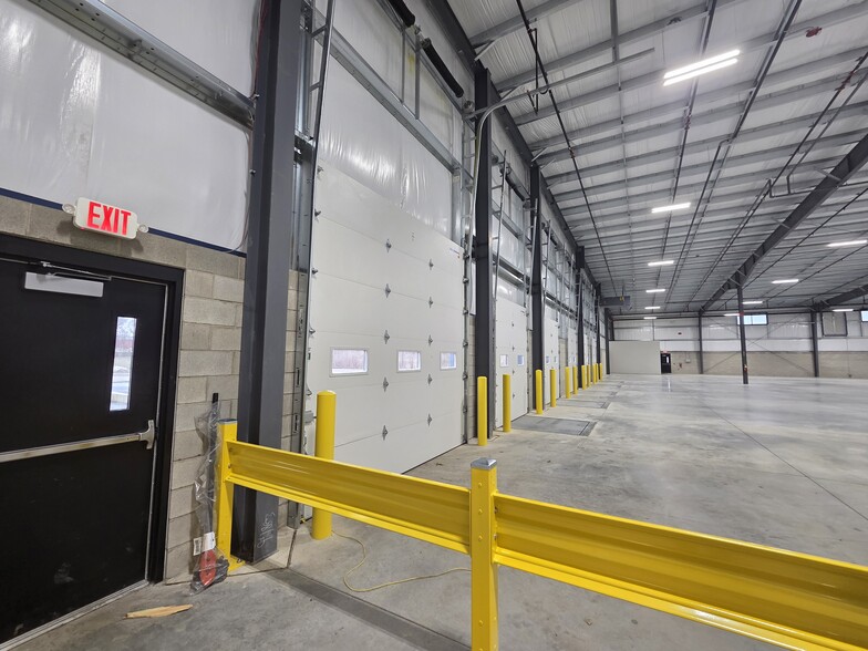 More Photos Of 445 N Sheridan, South Bend Manufacturing For Sale