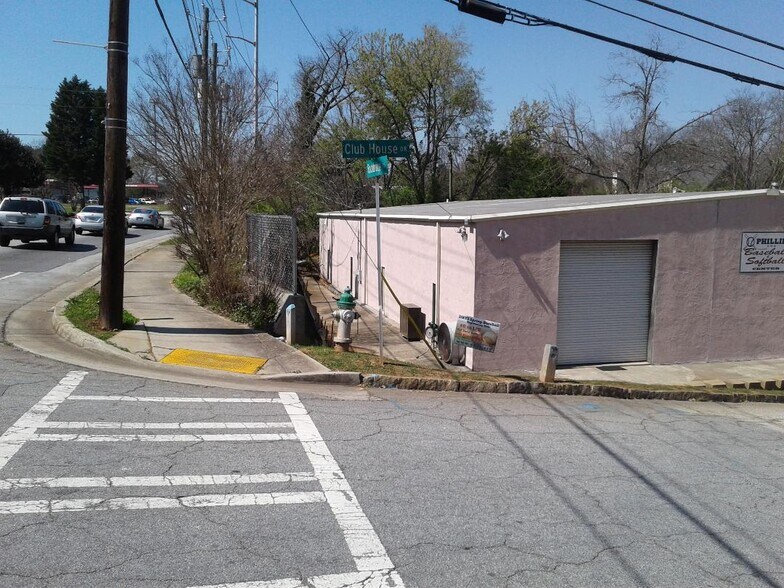 More Photos Of 404 Clubhouse Dr, Pine Lake Warehouse For Sale