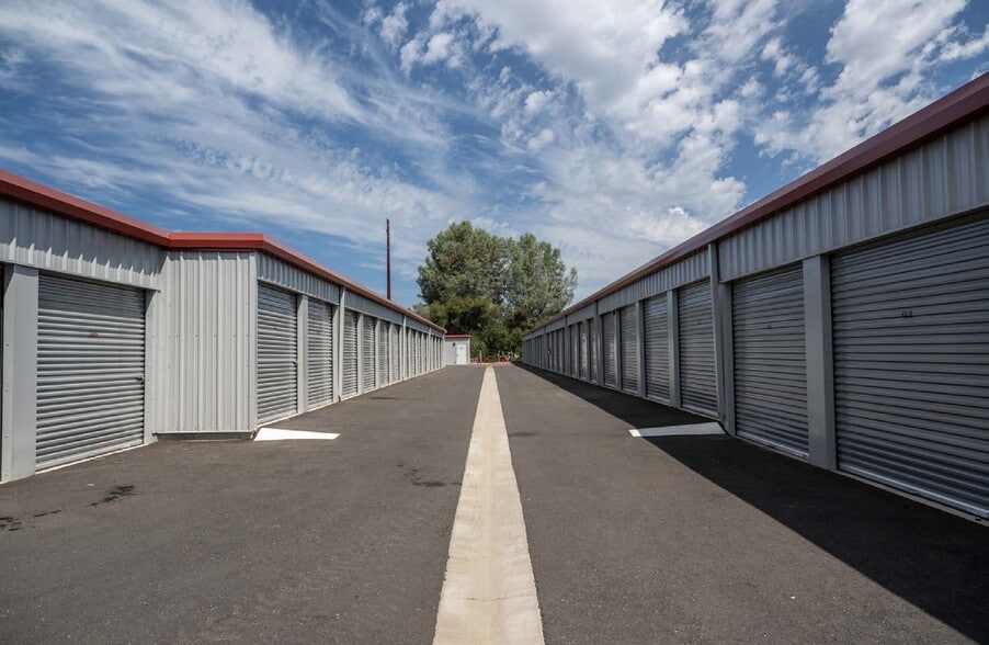 More Photos Of 3445 Coach Ln, Cameron Park Self Storage For Sale