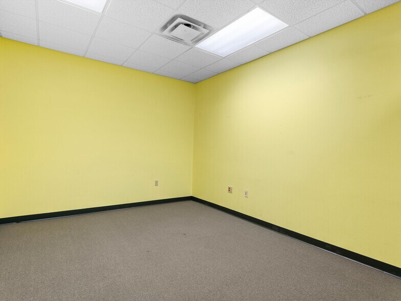 More Photos Of 2205 Forest Ave, Two Rivers Office Residential For Sale