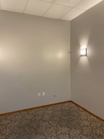 More Photos Of 10456-10464 S Redwood Rd, South Jordan Medical For Lease