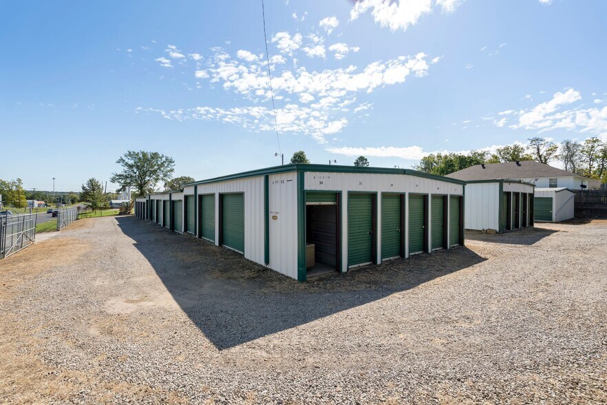 More Photos Of 2510 Kibler Rd, Van Buren Self Storage For Sale