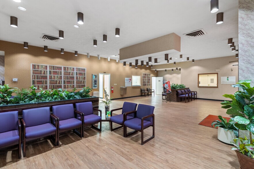 More Photos Of 5538 Philadelphia Dr, Dayton Medical For Sale