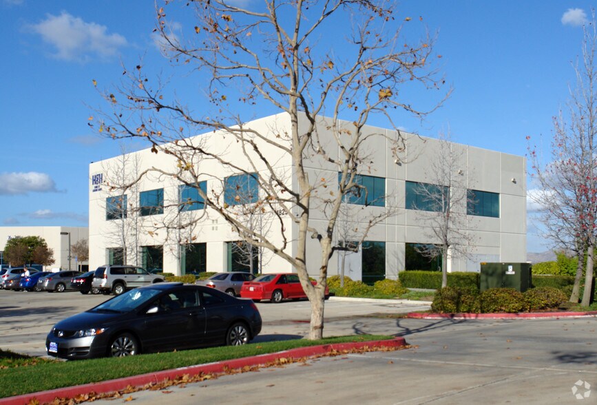 More Photos Of 1825 Gillespie Way, El Cajon Office For Lease