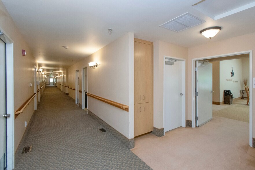 More Photos Of 202 Birdsong Ln, Port Angeles Healthcare For Sale