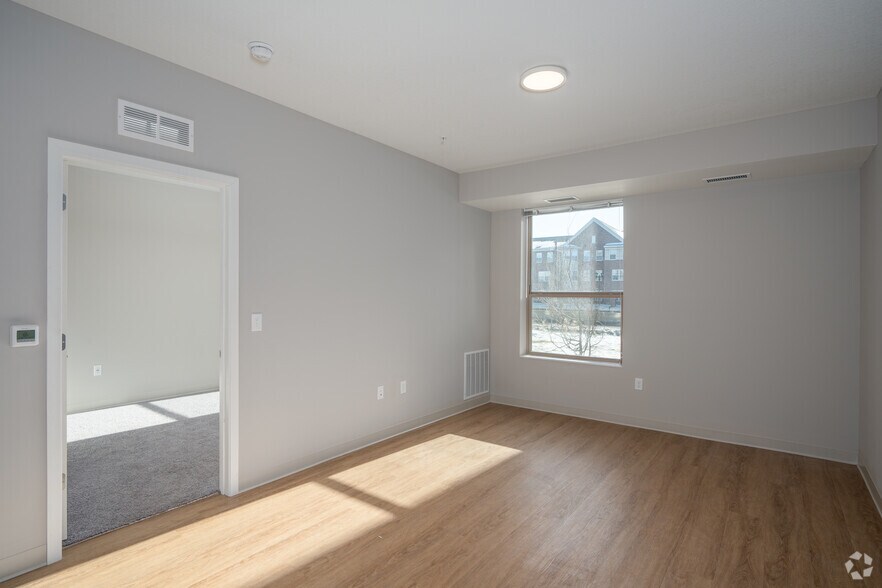 More Photos Of 1835 University Ave W, Saint Paul Apartments For Lease