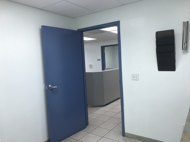 More Photos Of 1310 W St Marys Rd, Tucson Medical For Lease
