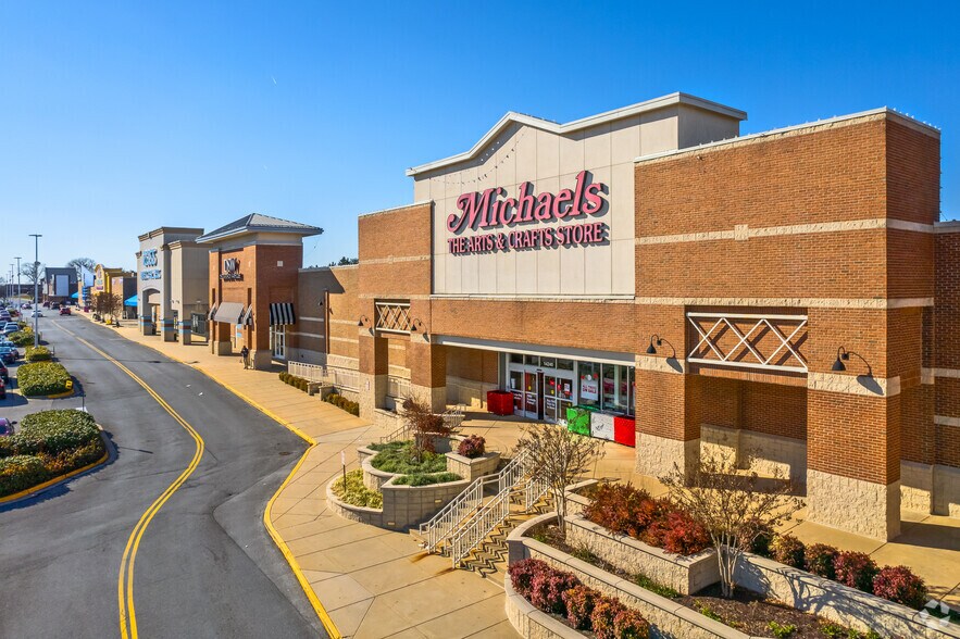 More Photos Of 14050-14368 Baltimore Ave, Laurel Unknown For Lease