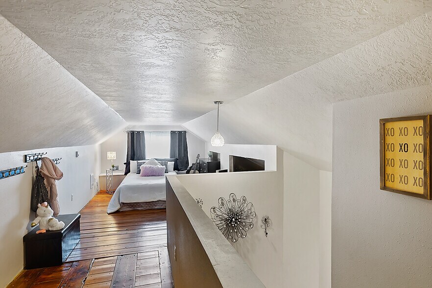 More Photos Of 101 N Evergreen Rd, Spokane Office For Lease