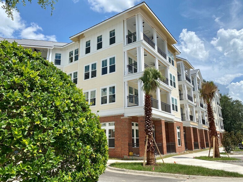 More Photos Of 13085 SW 1st Ln, Newberry Apartments For Lease