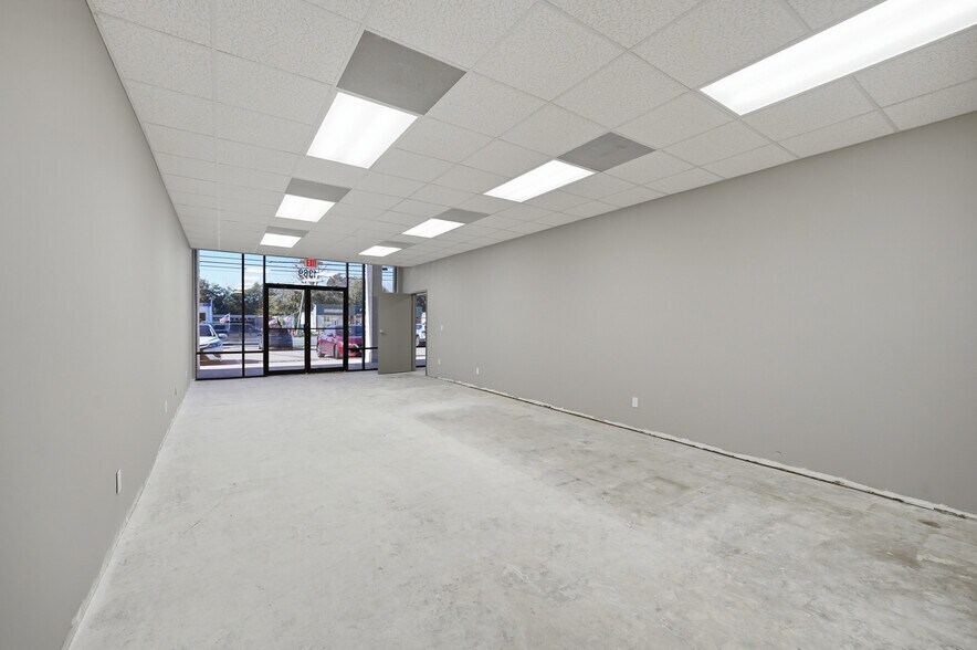More Photos Of 1365-1389 Cassat Ave, Jacksonville Storefront Retail Office For Lease